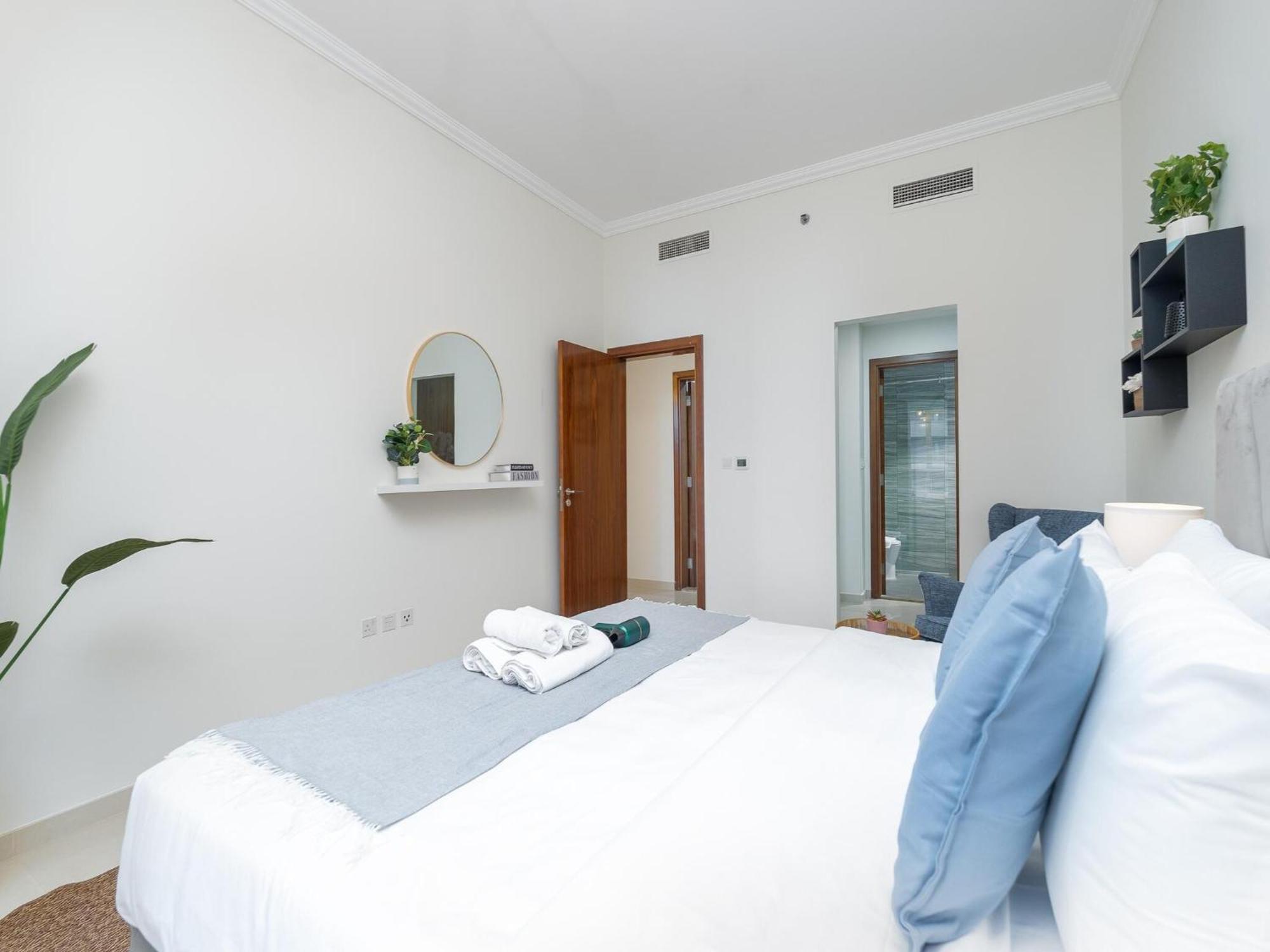 Luxe Apartments Near Dubai Mall Burj Khalifa Pool Gym Parking Ngoại thất bức ảnh