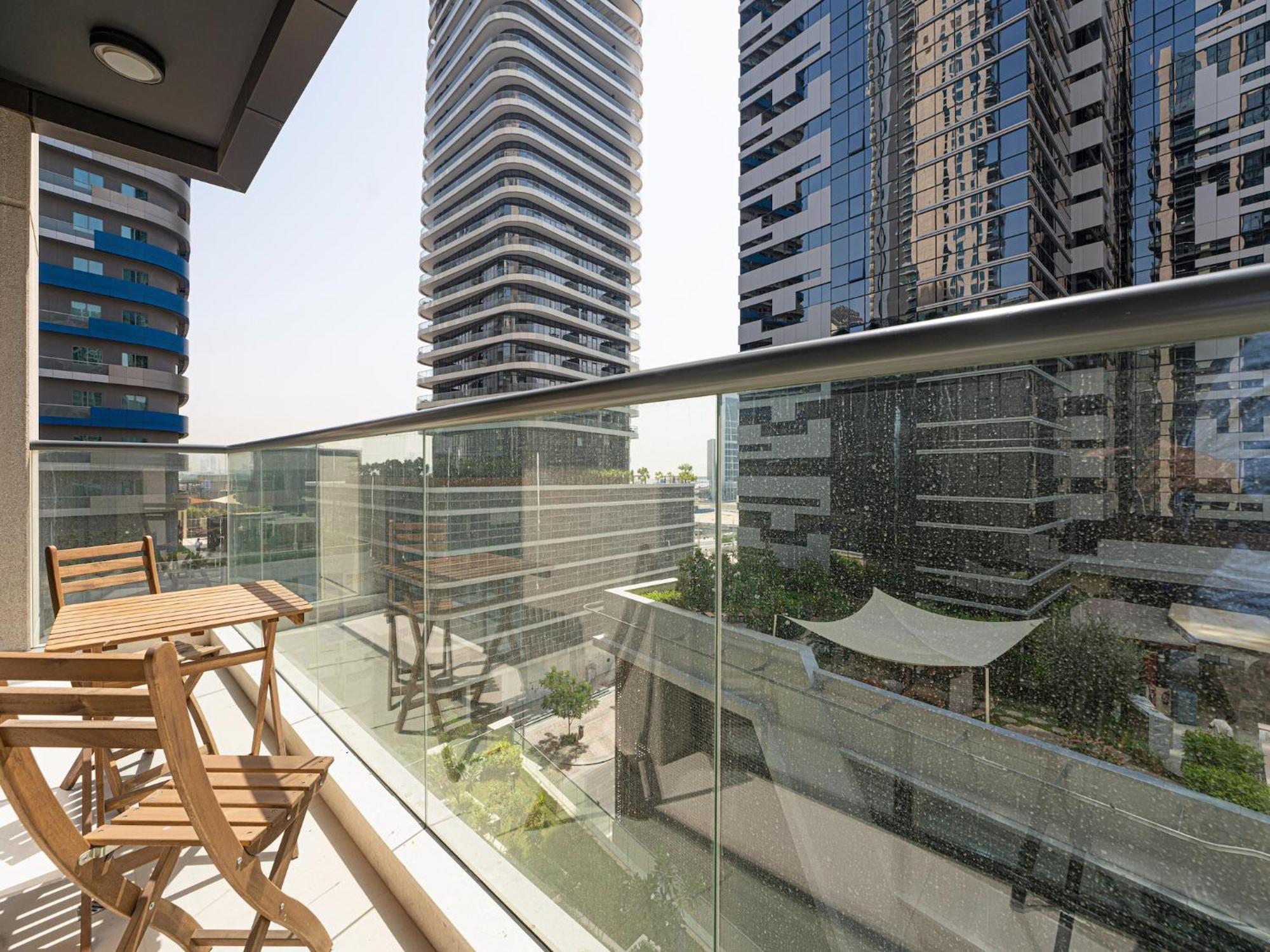 Luxe Apartments Near Dubai Mall Burj Khalifa Pool Gym Parking Ngoại thất bức ảnh